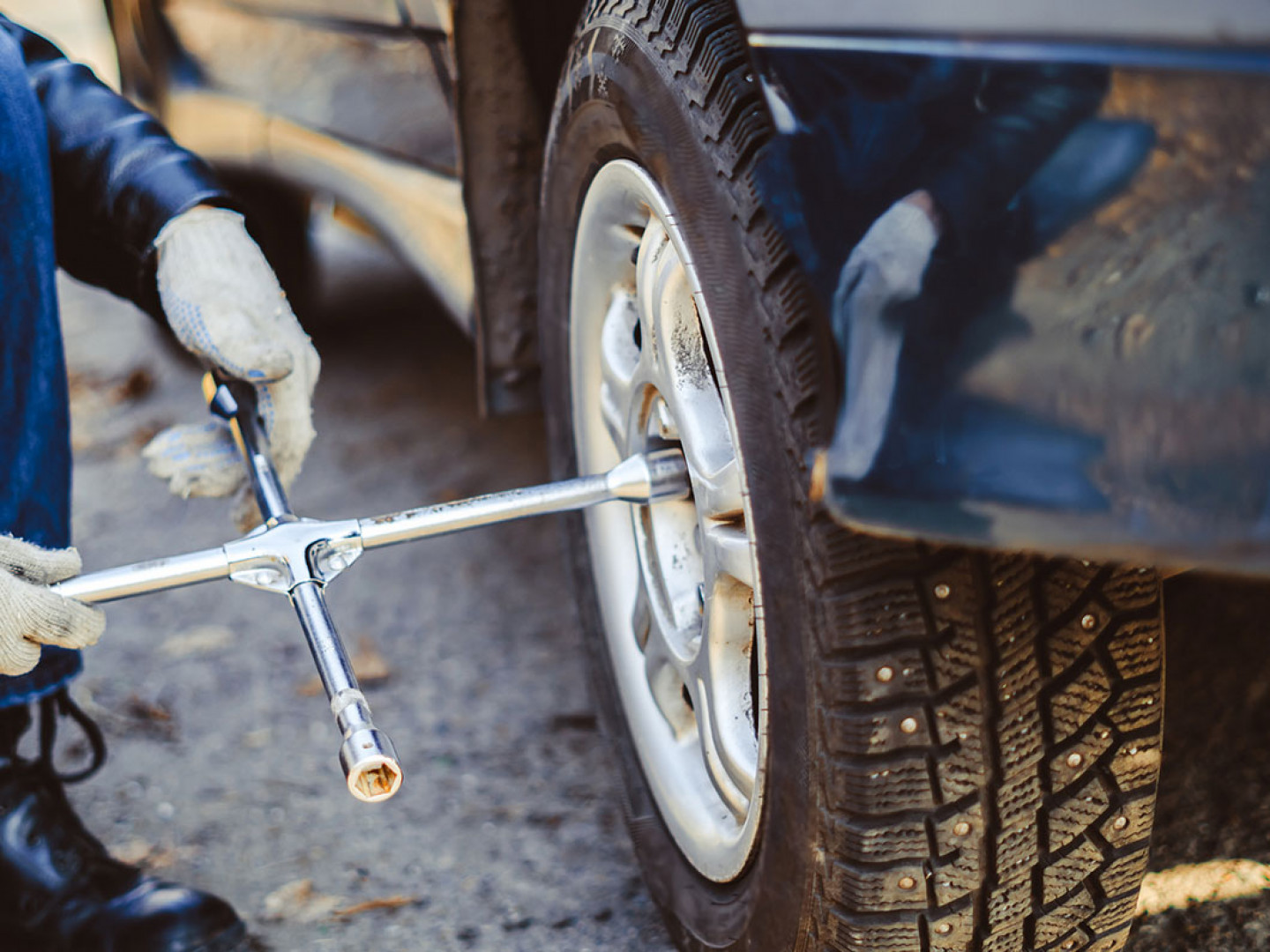 Roadside Assistance Services Columbia, SC Roberts Towing